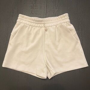 Lululemon Women’s Softstreme High Rise Short 4’’